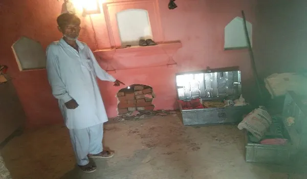 रामपुर: किसान के घर से नकब लगाकर एक लाख की नगदी समेत 5 लाख की चोरी
