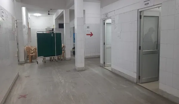 मुरादाबाद : कोरोना टीकाकरण के बड़े टारगेट में बारिश से संकट
