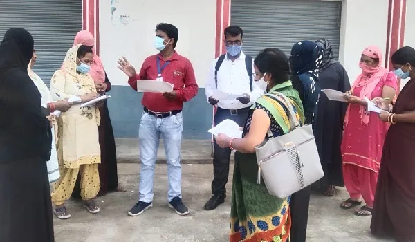 मुरादाबाद : अकबरपुर मे डिप्थीरिया सर्वे व टीकाकरण के लिए पहुंची स्वास्थ्य विभाग की टीम