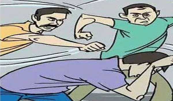 मुरादाबाद : ससुराल वालों ने घर में घुसकर पीटा, मां बेटा समेत तीन घायल