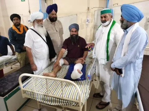 घायल किसानों को हाल जानने रुद्रपुर पहुंचे राकेश टिकैत, आंदोलन को लेकर किया बड़ा एलान