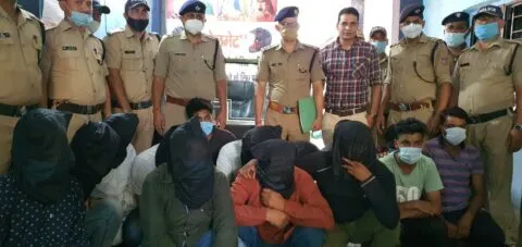 हल्द्वानी: घर से चल रही थी आईपीएल पर सट्टेबाजी, नौ गिरफ्तार