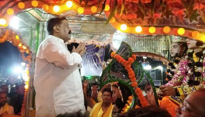 ऐतिहासिक राम बारात में शामिल हुए पूर्व कैबिनेट मंत्री और पूर्व प्रदेश महासचिव