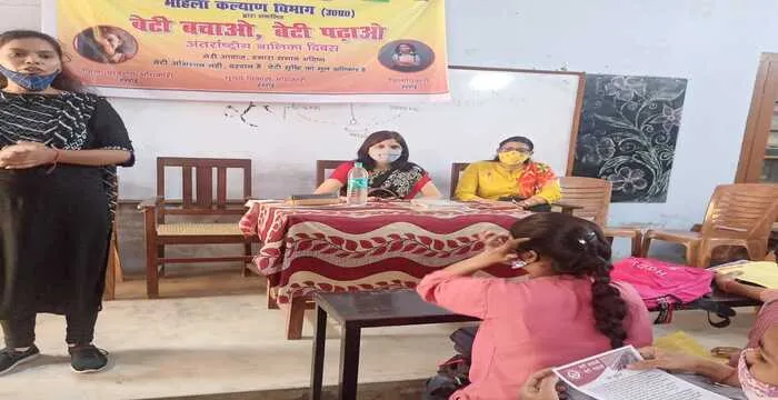 हरदोई: महिला शक्ति केंद्र ने बालिकाओं को दिया प्रशिक्षण