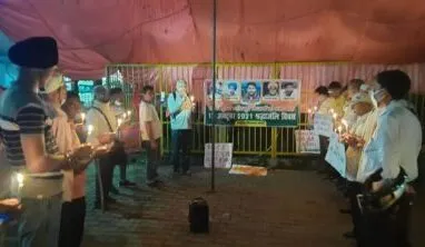 हल्द्वानी: लखीमपुर बवाल में मारे गए किसानों की याद में रखा मौन, दोषियों पर कार्रवाई की मांग