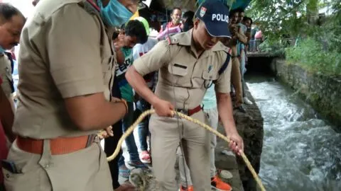 हल्द्वानी: नैनीताल रोड पर नहर में उतराता मिला शव, जांच में जुटी पुलिस
