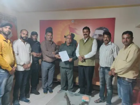 हल्द्वानी: मांगों पर हुई सुनवाई तो कार्य बहिष्कार खत्म कर काम पर लौटे जल संस्थान के संविदा कर्मचारी