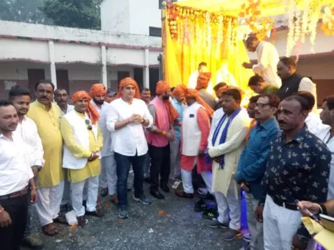 हल्द्वानी: वाल्मीकि जयंती पर धूमधाम से निकली शोभायात्रा