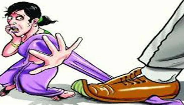 अमेठी: महिला ने गांव के ही युवक पर लगाया छेड़छाड़ का आरोप, जानें पूरा मामला