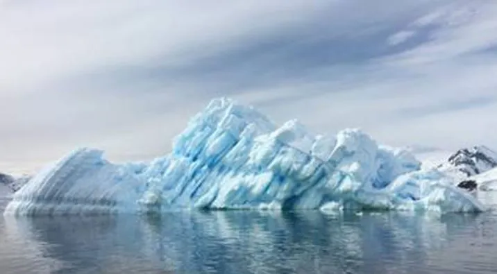 अंटार्कटिका को जलवायु शिखर सम्मेलन से पहले मिला ‘ग्लासगो ग्लेशियर’