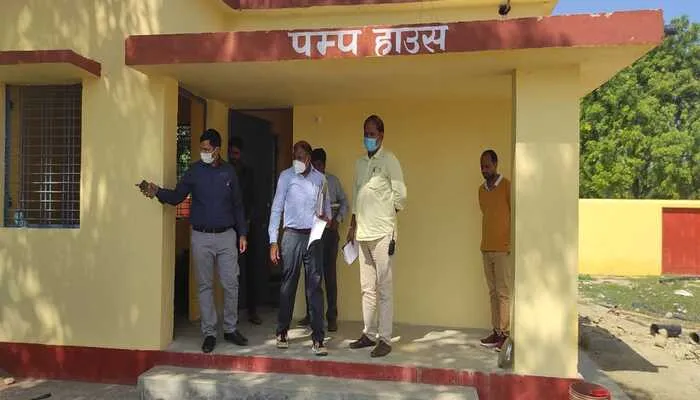 अमेठी: जिलाधिकारी ने तेंदुआ ग्रामीण पेयजल योजना का किया निरीक्षण, दिए यह खास निर्देश…