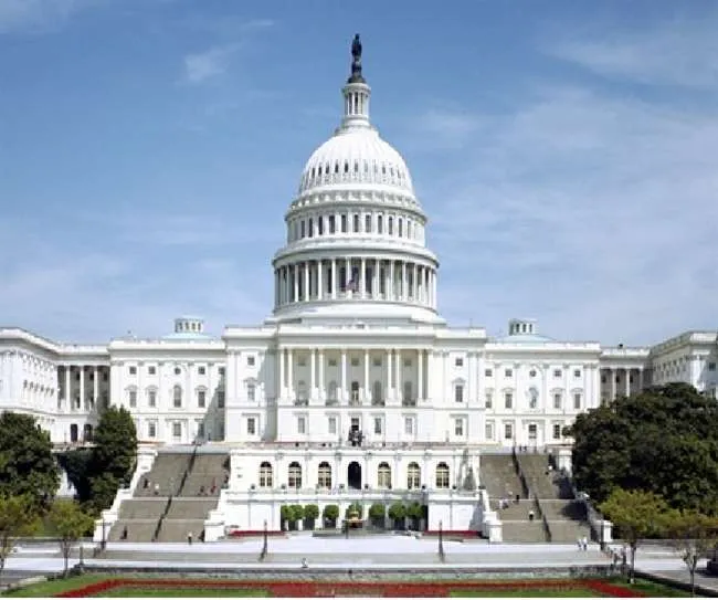 भारतवंशी सांसदों, बाइडन प्रशासन के शीर्ष सदस्यों ने कांग्रेस में मनाई ‘दिवाली’