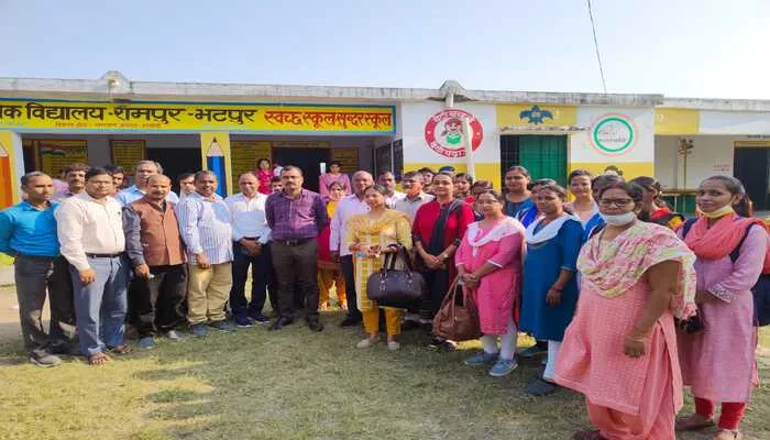 हरदोई: बीईओ ने अध्यापकों को बेहतर शिक्षा के लिए दिए खास निर्देश