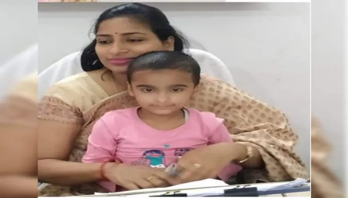 हरदोई: फर्ज और जिम्मेदारी की मिसाल बनीं सचिव अलका पांडेय, जानें कैसे…
