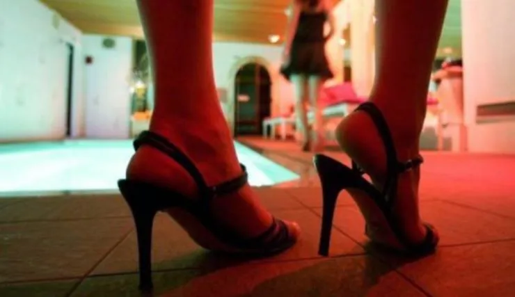 हरिद्वार: प्रेमी फंसाता था ग्राहक, Just Dial और Whatsapp से हो रही थी सौदेबाजी