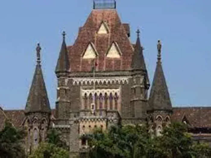 नवाब मलिक को NCB के खिलाफ बोलने से रोकने के लिए बंबई हाई कोर्ट में याचिका दायर