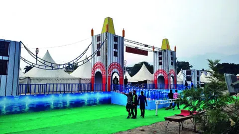 हल्द्वानी: मनमानी की नुमाइश को नगर निगम का नोटिस
