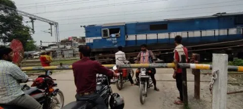 यात्रीगण ध्यान दें: काशीपुर- हेमपुर स्माइल और बाजपुर रेलखंड के बीच दो दिन ठप रहेगा सड़क यातायात