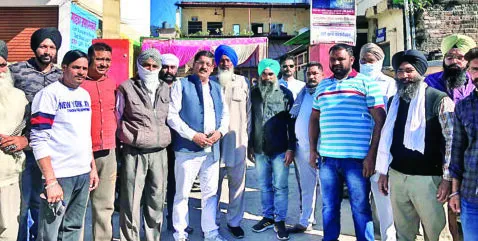 हल्द्वानी: दीवार पर भाजपा का प्रचार लिखने से किया मना तो पुलिस ने किया गिरफ्तार