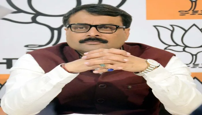 देशद्रोहियों के साथ खड़े हैं अखिलेश: भाजपा प्रवक्ता मनीष शुक्ला