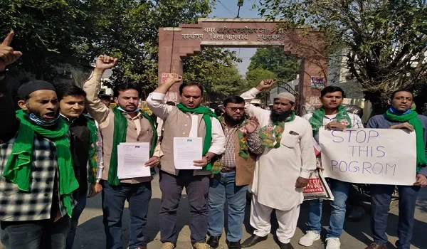 मुरादाबाद : त्रिपुरा में मुस्लिम समुदाय पर हुए हमले को लेकर राष्ट्रपति को भेजा ज्ञापन