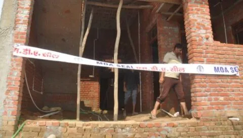 भीमताल: बिना नक्शा के निर्माणाधीन मकान को प्राधिकरण की टीम किया सील