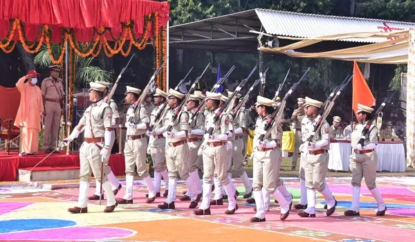मुरादाबाद : कर्तव्य पथ पर कदमताल करते हुए बढ़े 72 डिप्टी एसपी