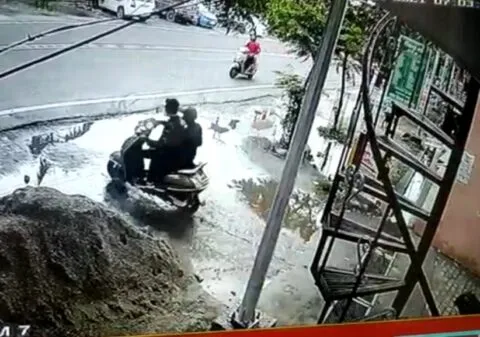 हल्द्वानी: घर के बाहर खड़ी स्कूटी उड़ा ले गए चोर