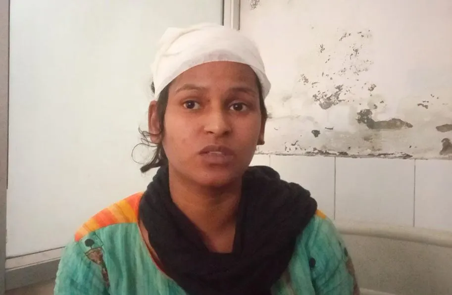 बरेली: फोन पर बात करने पर पत्नी के सिर में मारी सरिया, हालत गंभीर