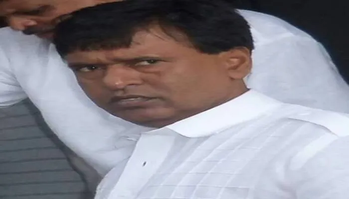 सपा विधायक सुभाष पासी पार्टी से निष्कासित किये गये
