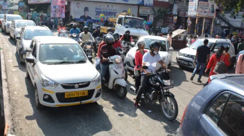 हल्द्वानी: दिवाली पर पुलिस ने बनाया ट्रैफिक प्लॉन, बाजार जा रहे हैं तो देखकर निकलें