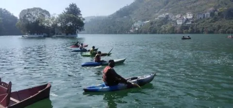 भीमताल: नौका रेस में नितेश, निखिल और हिमांशु ने मारी बाजी