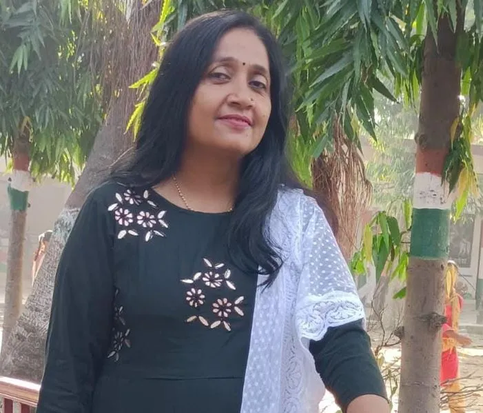 बरेली: प्रोत्साहन धनराशि पाने के लिए वित्त व लेखा कार्यालय के चक्कर काट रहीं प्रधानाध्यापिका