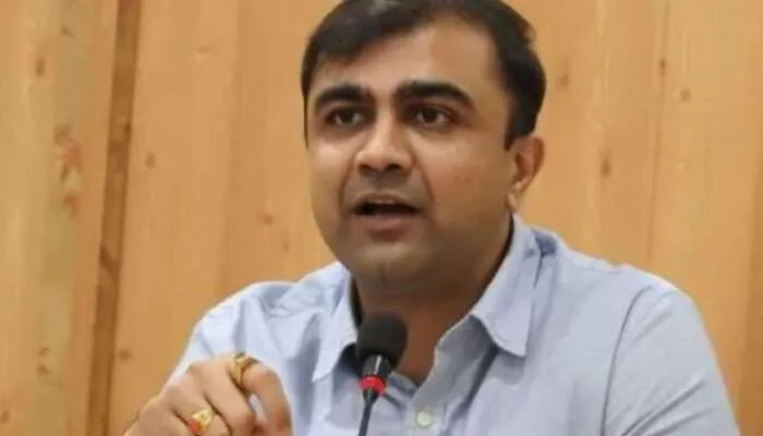 राजधानी में कर्ज कम बांटने पर जिलाधिकारी ने जताई नाराजगी