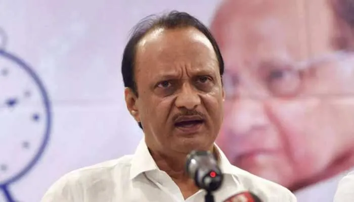 आयकार विभाग का कदम, जब्त की अजित पवार की 1 हजार करोड़ की कथित बेनामी संपत्ति