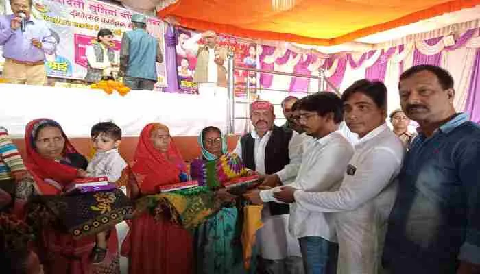 कुशीनगर: दीपोत्सव सम्मान समारोह का हुआ आयोजन