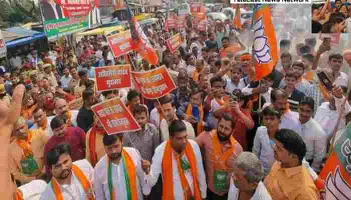 हरदोई: विधायक ने किया धारा 144 का उल्लंघन, बीच सड़क पर फूंका पुतला