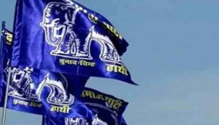 लखनऊ: विधानसभा में अपना दल के बराबर आई बसपा