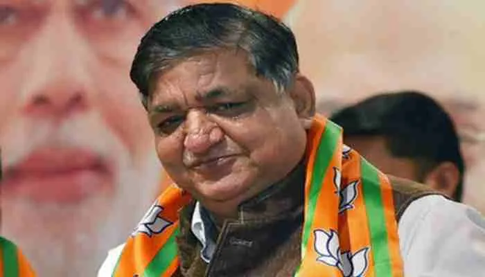 नरेश अग्रवाल के सहारे वैश्य समाज को साधने में जुटी भाजपा, कल करेगी महासम्मेलन