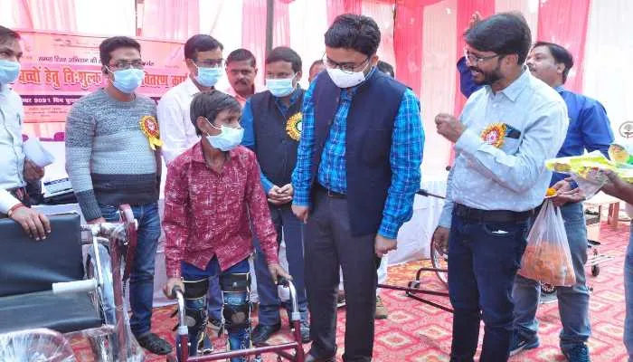 मन में हीन भावना न लाएं दिव्यांग, कुछ बेहतर करने की सोचें: सीडीओ