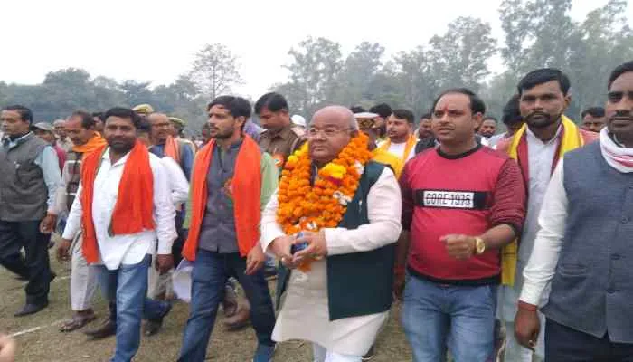 खेल के मैदानों का शुद्धिकरण कर बनाया जाएगा बेहतर: सांसद राजेश वर्मा