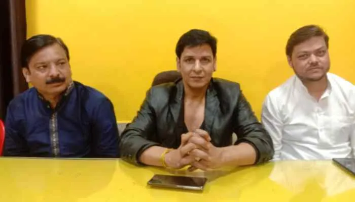 युवा पीढ़ी नशे की लत से दूर रहकर प्रकृति से बनाये नजदीकी : मनोज मल्होत्रा