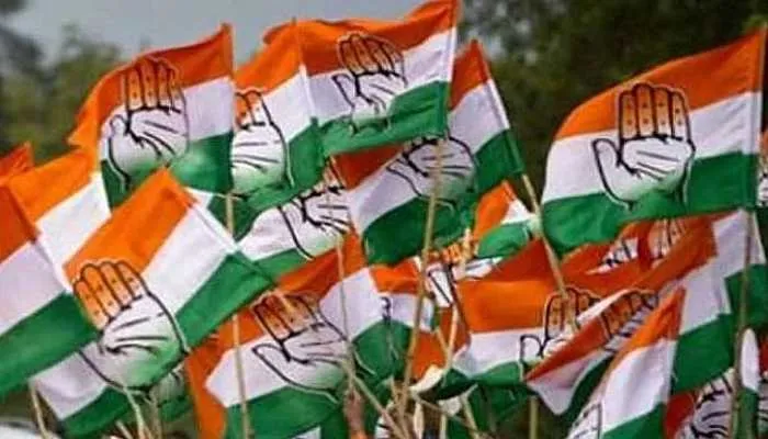 सीतापुर: कांग्रेस ने महंगाई के खिलाफ निकाली पदयात्रा