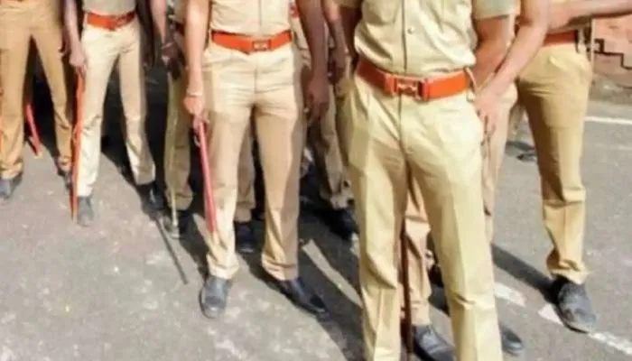 सीतापुर: हत्यारोपी को पकड़ने के लिए लखीमपुर पहुंची पुलिस टीम, जानें फिर क्या हुआ?