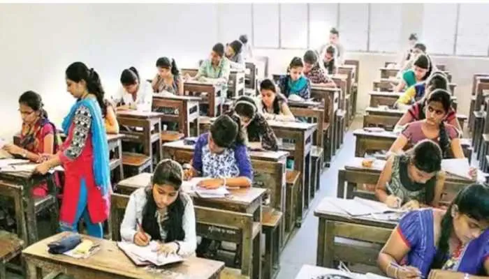 अयोध्या: एसटीएफ ने सॉल्वर गैंग के तीन सदस्यों को दबोचा, पूछताछ के लिए ले गई लखनऊ