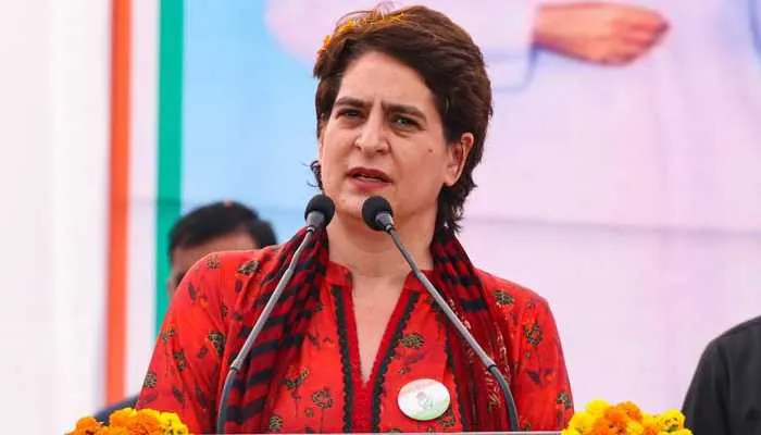 मिशन 2022: प्रियंका गांधी का बड़ा ऐलान, कांग्रेस अकेले लड़ेगी यूपी चुनाव
