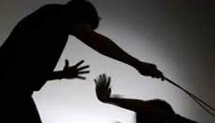 लखनऊ: पार्टी देने के बहाने दोस्त को बुलाकर पीटा, जानें मामला