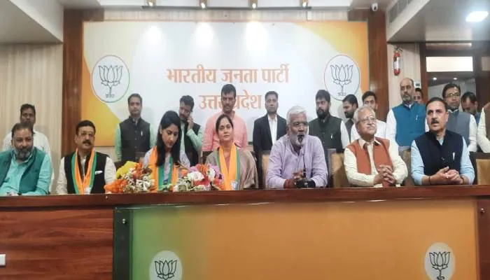 यूपी चुनाव से पहले कांग्रेस को झटका, विधायक आदिति सिंह भाजपा में हुईं शामिल