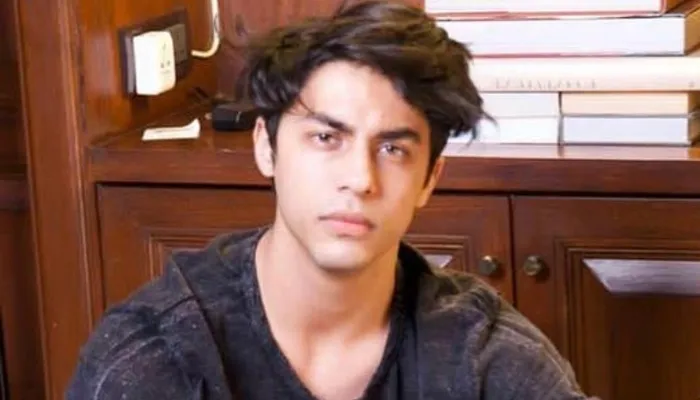 Aryan Khan Drugs Case: साप्ताहिक हाजिरी  लगाने NCB ऑफिस पहुंचे स्टार किड