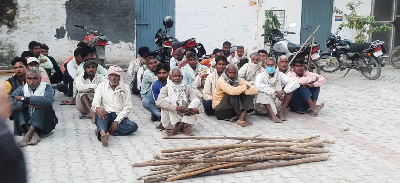 बदायूं: कछला में गंगा कटरी की जमीन को लेकर दो जिलों के लोग आमने-सामने, पुलिस ने संभाला मोर्चा